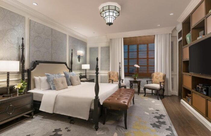 The Manila Hotel (Манила Хотел)