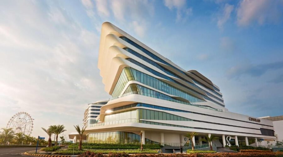 Conrad Manila (Конрад Манила)