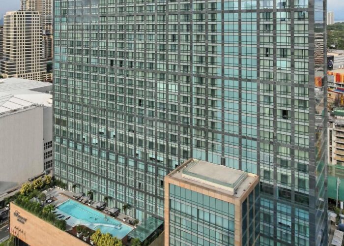 Raffles Makati (Раффлз Макати)